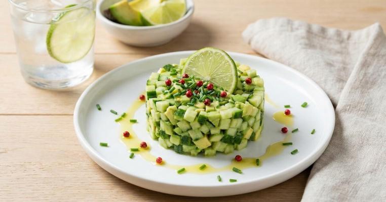 Tartare Fresca di Cetriolo, Avocado e Lime